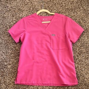 Figs Catarina top in f-ing pink size medium
